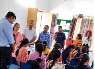 प्रभारी सचिव ने लाइवलीहुड काॅलेज का औचक निरीक्षण कर परखी व्यवस्था