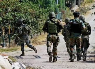 पाकिस्तान ने फिर की फायरिंग, सेना का जवान घायल