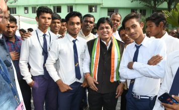 शासकीय अरूंधति स्कूल के बच्चों ने विधानसभा की कार्यवाही का किया अवलोकन