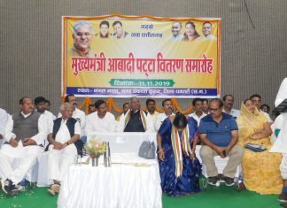 प्रदेश सरकार हरहाल में 2500 रूपए के समर्थन मूल्य में खरीदेगी मेहनतकश किसानों का धान