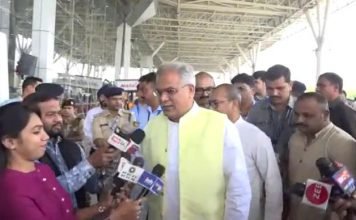 पूर्व मुख्यमंत्री डॉ रमन सिंह के सवालों पर सीएम भुपेश बघेल भड़के