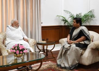 प्रधानमंत्री श्री मोदी से राज्यपाल सुश्री उइके ने की सौजन्य भेंट