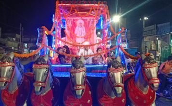 गुजराती समाज ने रविवार को संत शिरोमणी श्री जलाराम बापा की 220वीं जयंती मनाई