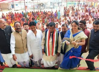 प्रभारी मंत्री श्री लखमा ने ग्राम खरतुली में किया नौ निर्माण कार्यों का लोकार्पण