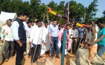 ओडिशा प्रांत से हरहाल में धान नहीं आने और स्थानीय किसानों से सुगमता से खरीदें धान: कलेक्टर