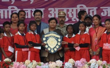 खेल से युवाओं में आती है राष्ट्रीयता की भावना : सुश्री उइके