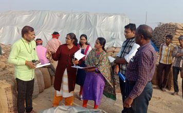 स्टेक में कितने कट्टे, प्रभारी सचिव को नहीं बता पाए समिति प्रबंधक