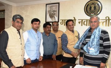 मुख्यमंत्री से रोटरी राहत मेडिकल मिशन कोरबा के प्रतिनिधि मंडल ने की मुलाकात