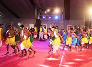 पड़ोसी राज्य की भील भगोरिया, लद्दाख की विवाह नृत्य और महाराष्ट्र की तड़पा नृत्य ने दर्शकों को मन्त्र मुग्ध किया