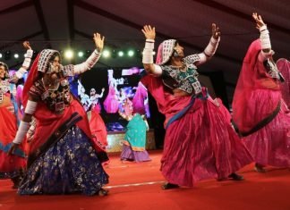 राजधानी रायपुर के साइंस कॉलेज मैदान में आयोजित राष्ट्रीय आदिवासी नृत्य महोत्सव के प्रथम दिन की झलकियां।