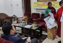 जीवन कौशल सत्रों के अवलोकन के लिए प्रोत्साहित करें डाइट के व्याख्याता और जिला अधिकारी – श्री पी. दयानंद