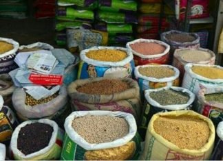 लॉकडाउन के चलते अधिक दाम पर बिक रहा जरूरी सामान, आम जन परेशान