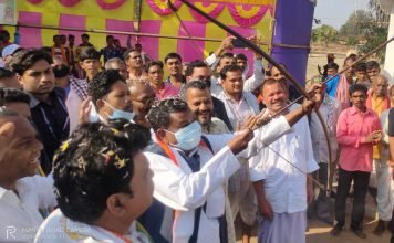 बूढ़ादेव महोत्सव में शामिल हुए प्रभारी मंत्री लखमा