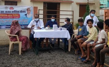 हाट-बाजारों में लग रहे स्वास्थ्य शिविरों से अंतिम छोर के व्यक्ति तक पहुंच रही है स्वास्थ्य सुविधा