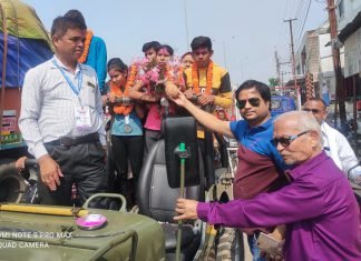 गांव की बेटी ईश्वरी निषाद ने दुबई में आयोजित विश्व पैरा एथलेटिक्स ग्रैंड पिक्स-2022 में प्राप्त किया द्वितीय स्थान