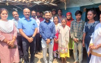 जन्म से दोनों हाथ नहीं, फिर भी महापरिक्षा में कामयाबी हासिल