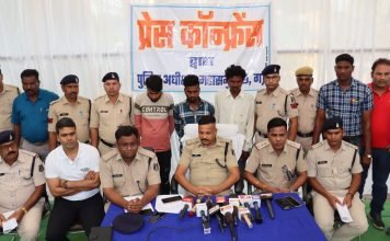 महासमुंद : दोपहिया वाहनों की चोरी करने वाले चोर पुलिस की गिरफ्त में, 30 लाख के 33 वाहन भी किए बरामद
