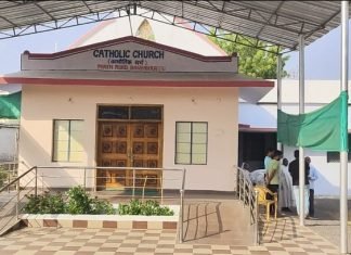 फादर्स डे में बंदूक की नोक पर लूट गए फादर…