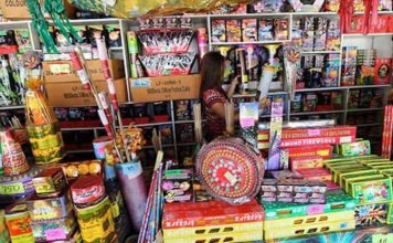 त्योहारों में आतिशबाजी के लिए समय निर्धारित, अब सिर्फ दो घंटे ही जला सकते हैं पटाखे