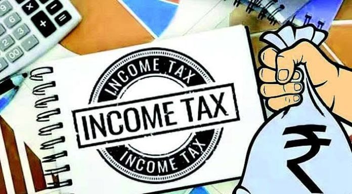 राजधानी में CA के यहां पड़ी इनकम टैक्स की रेड, दिल्ली IT टीम ने की छापेमारी.